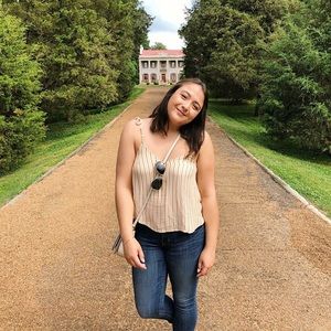 Meet your Posher, Madeline